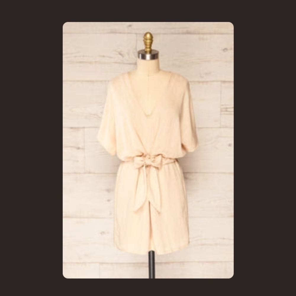 FAVLUX Cream V-Neck Dress